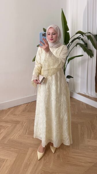 İşleme Detaylı Bağcıklı Elbise bej - 2